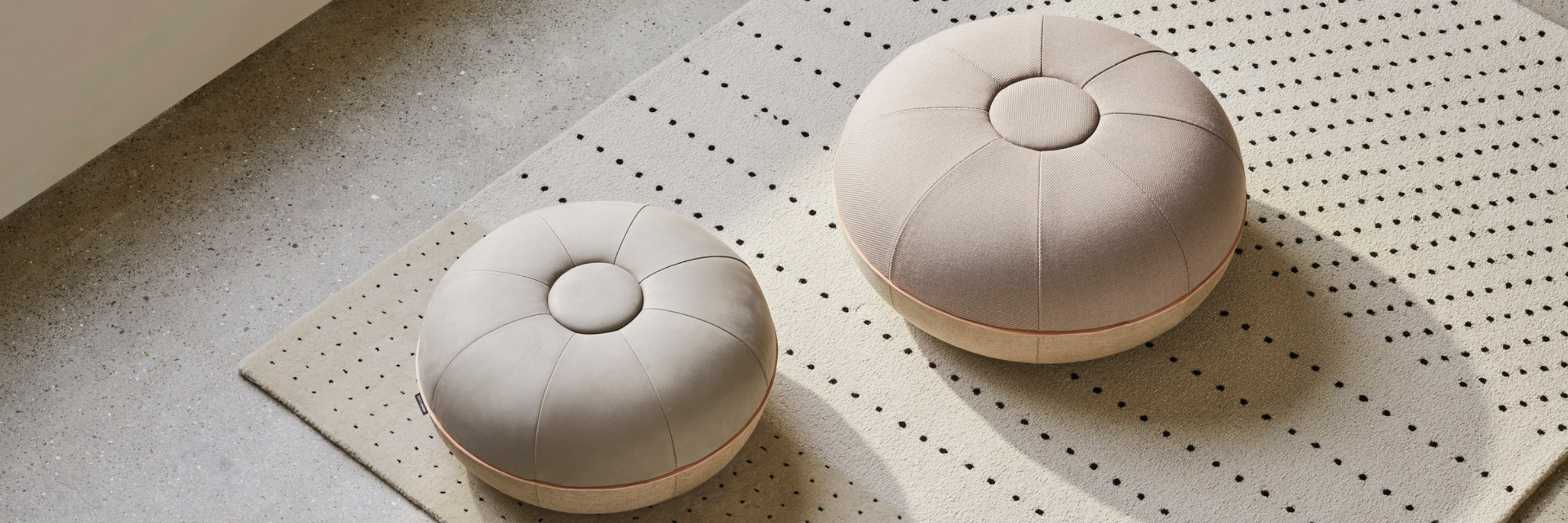 Ottomans and poufs