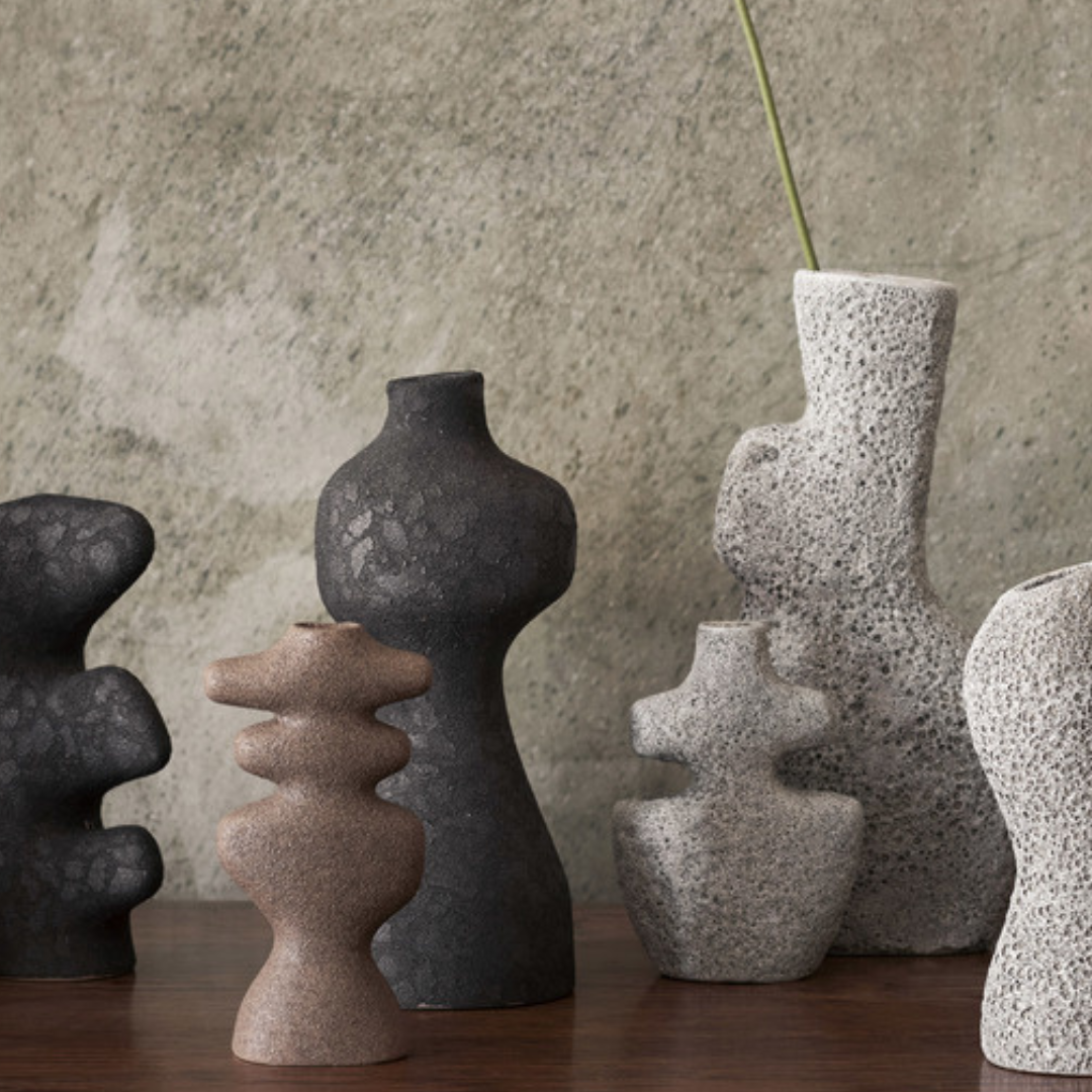 Yara Vase - Medium - Rustic Iron