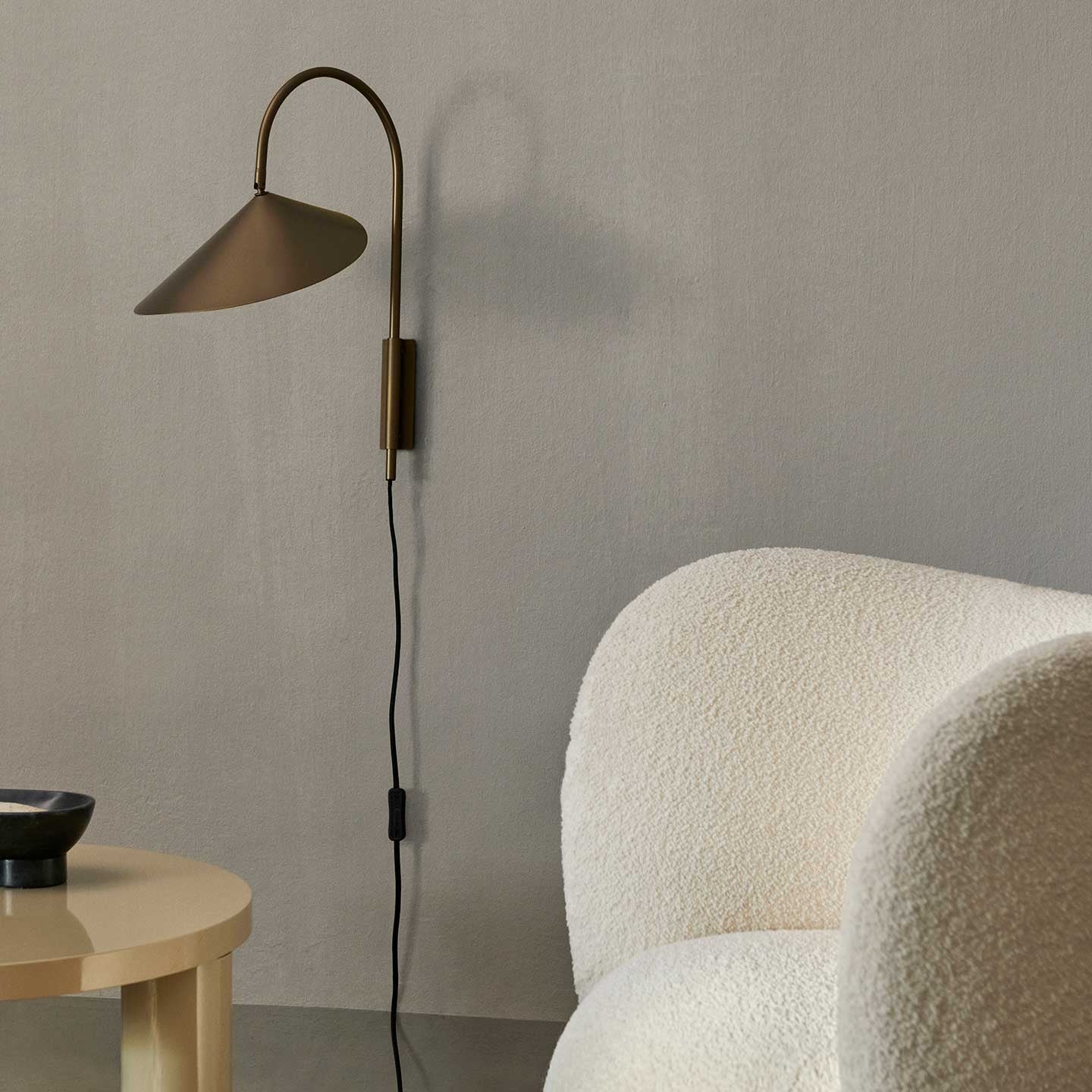 Arum Swivel Wall Lamp - Bronze