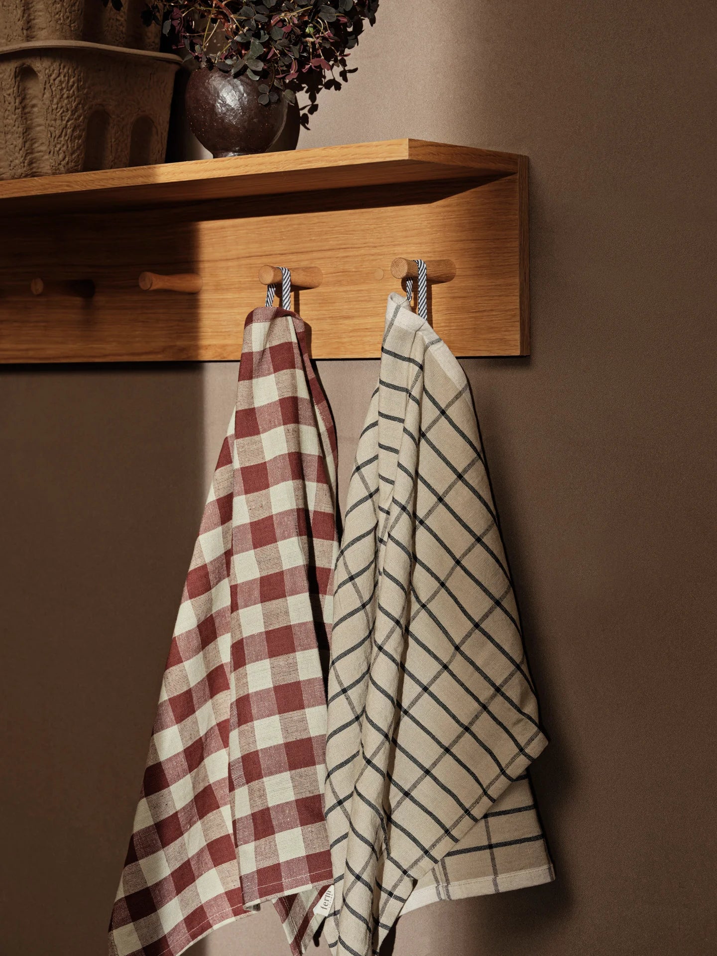 Hale Tea Towel Cinnamon | Grey Green