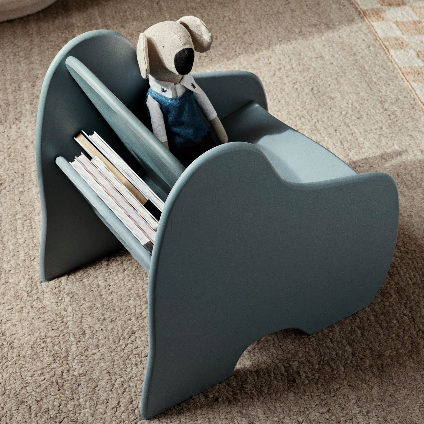 Slope Lounge Chair