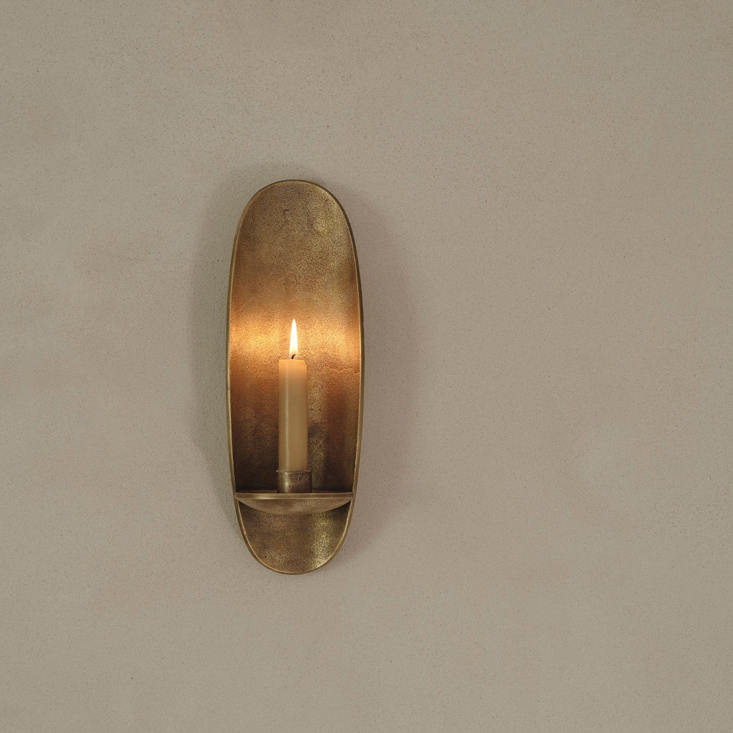 Agapé Wall Candle Holder