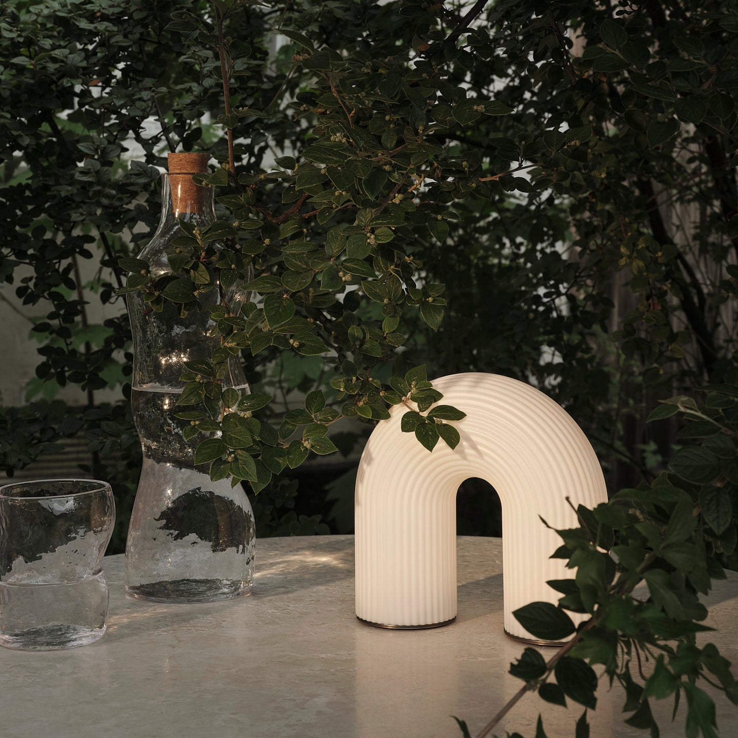 Vuelta Portable Lamp