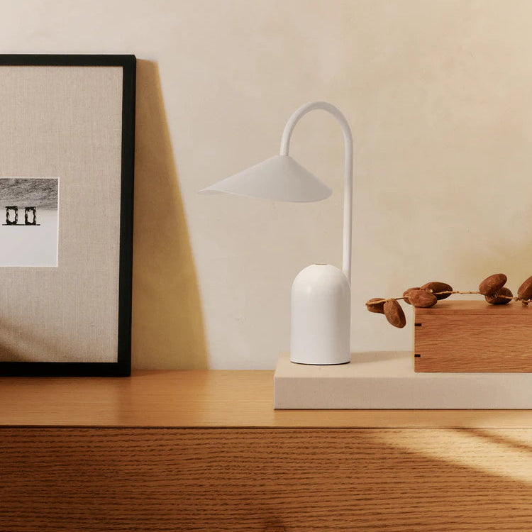 Arum Portable Lamp