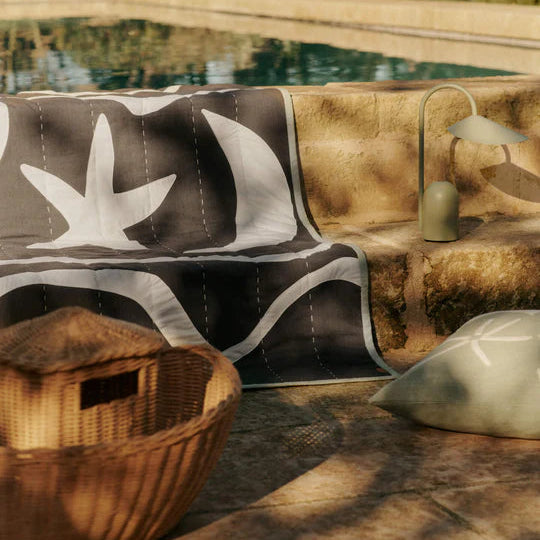 Kove Applique Quilted Blanket