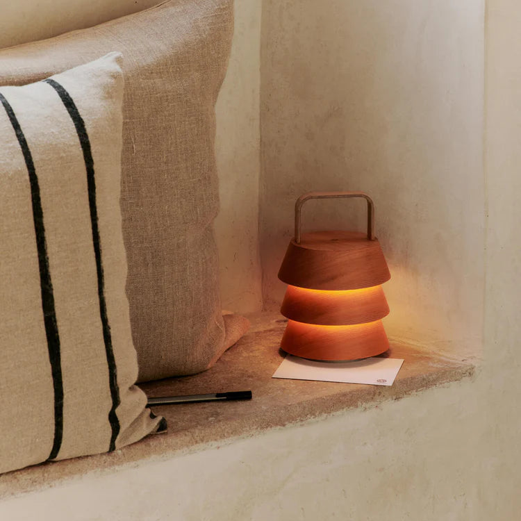 Luver Portable Lamp