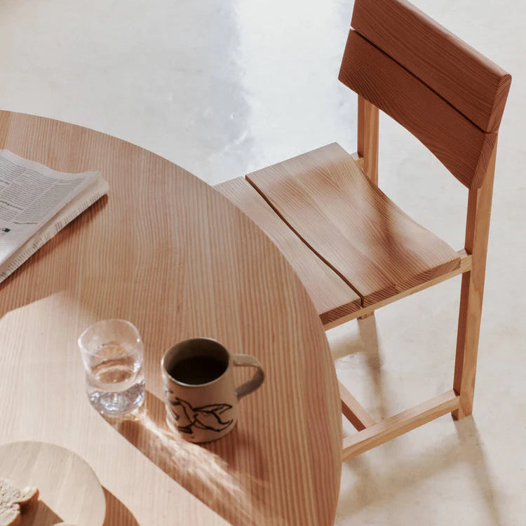 Aukko Dining Table