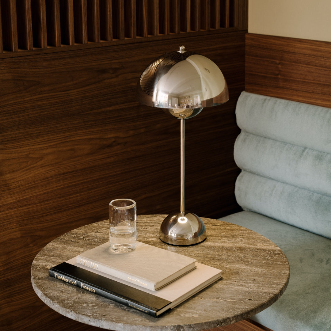 Flowerpot VP3 Table Lamp