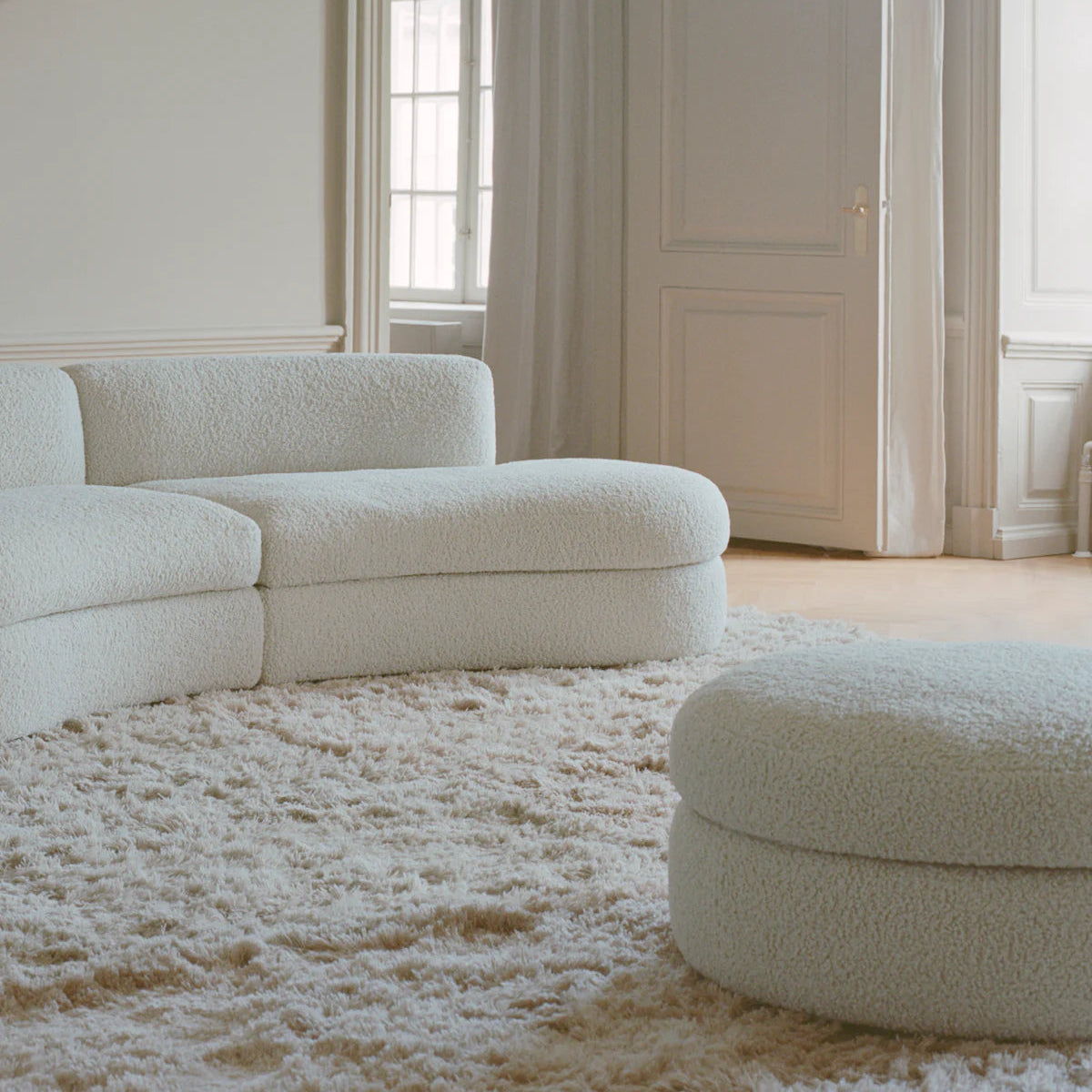 Coda Ottoman - Round