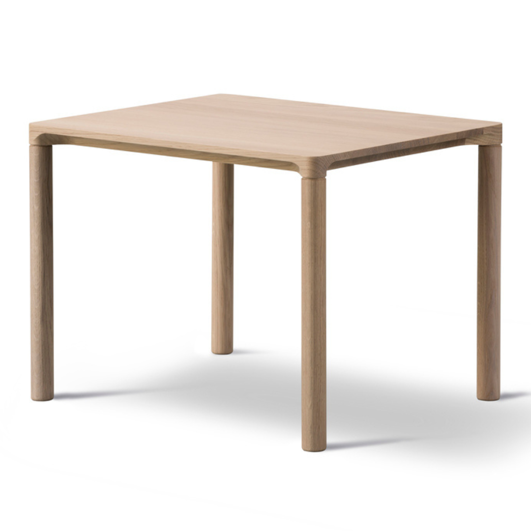 Piloti Table - Medium