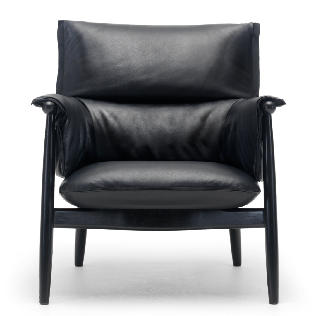 Carl Hansen & Søn Embrace Armchair Carl Hansen & Søn - E015 Embrace Lounge Chair - Batten Home