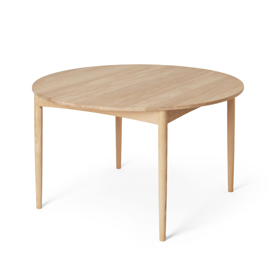 BM0121 Dining Table