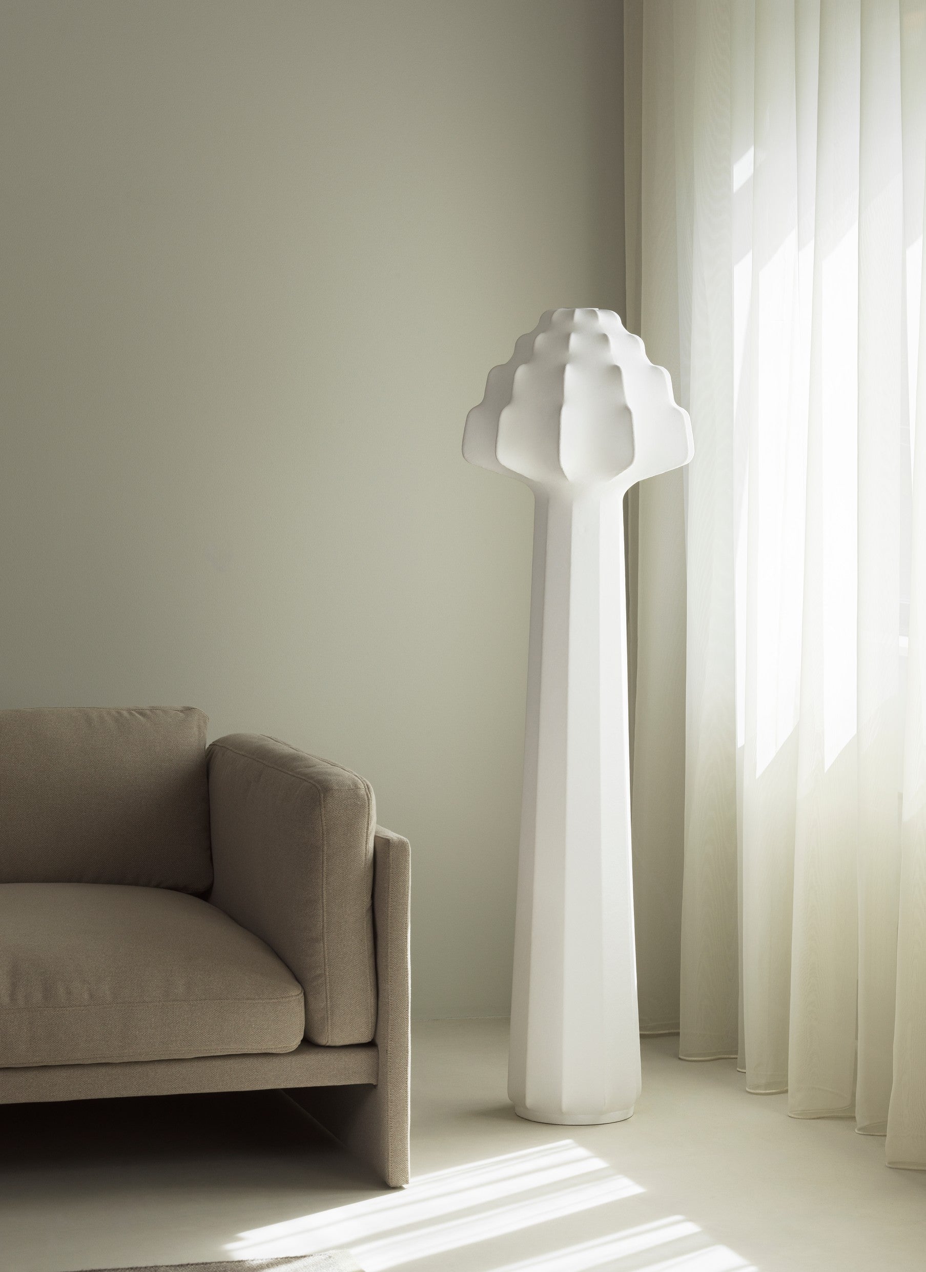 Phantom Floor Lamp