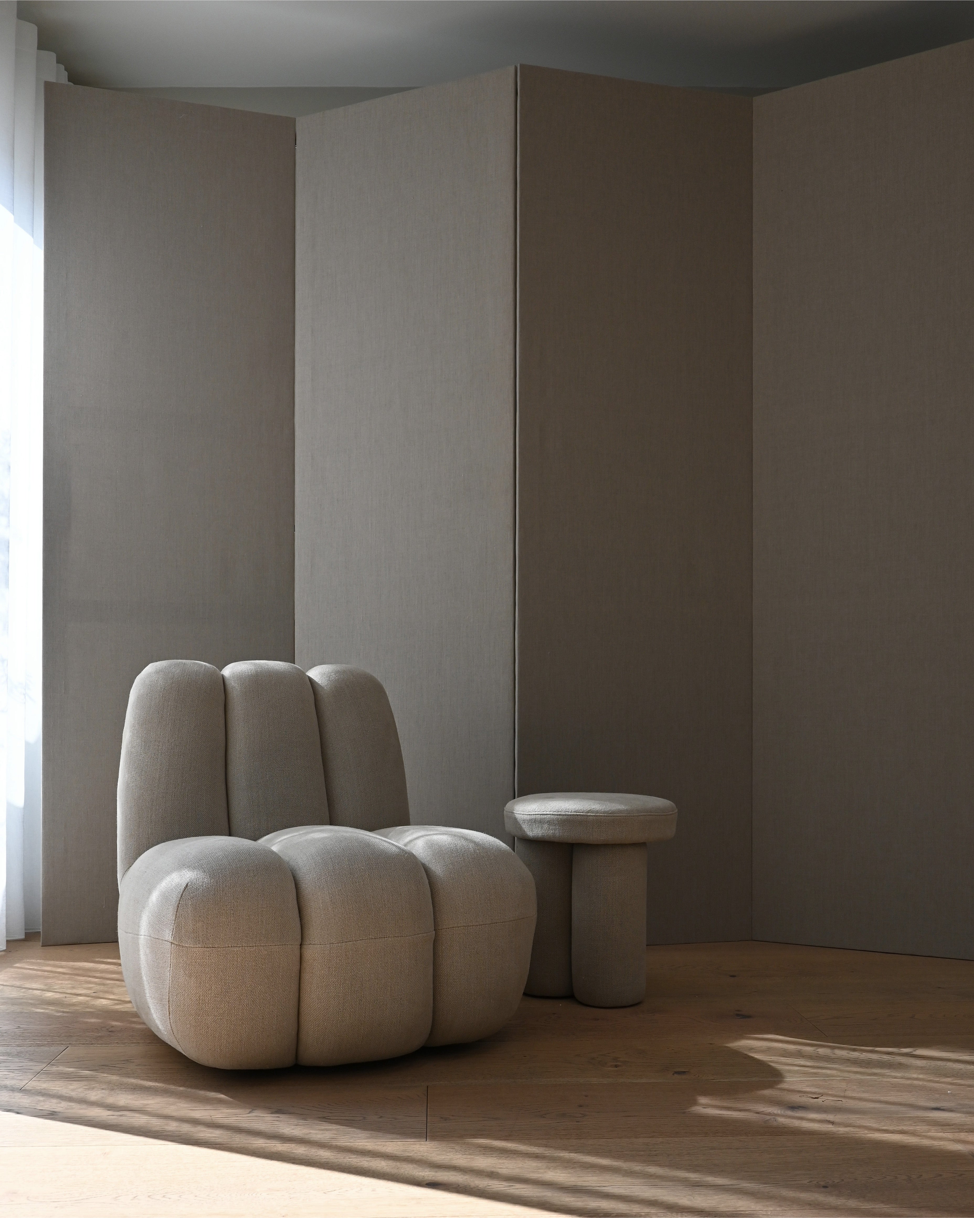 Big Foot Stool - Linen Sand