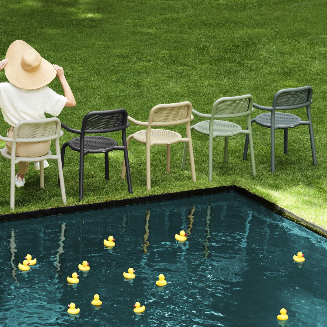 Toni Bistreau Table Set w/ 2 Armchairs