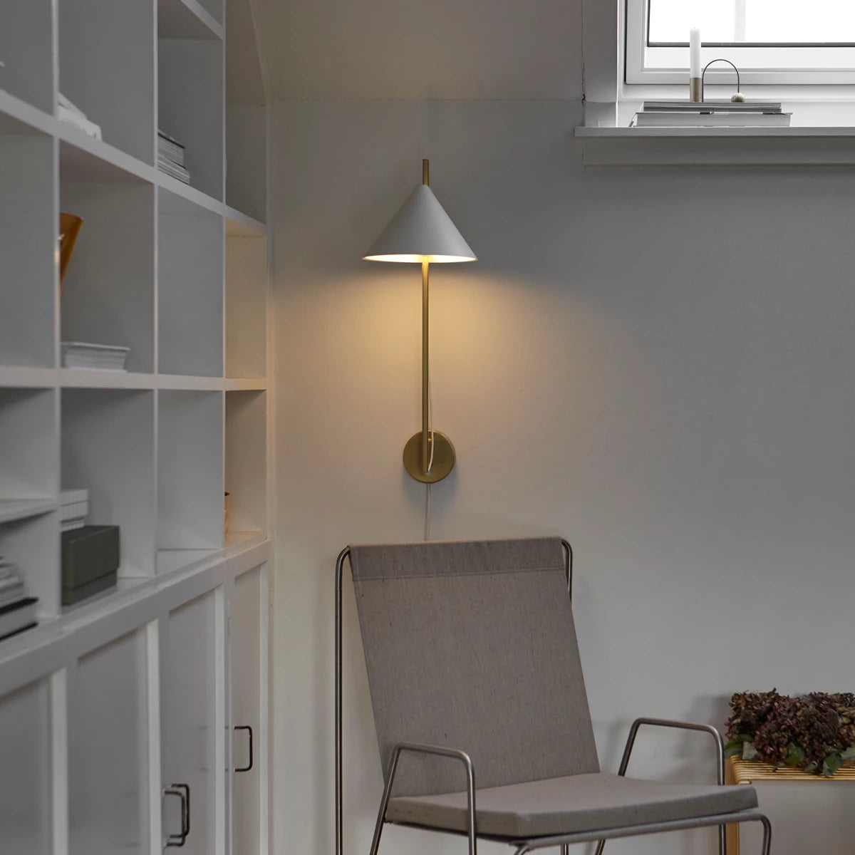 Yuh Wall Lamp - Batten Home