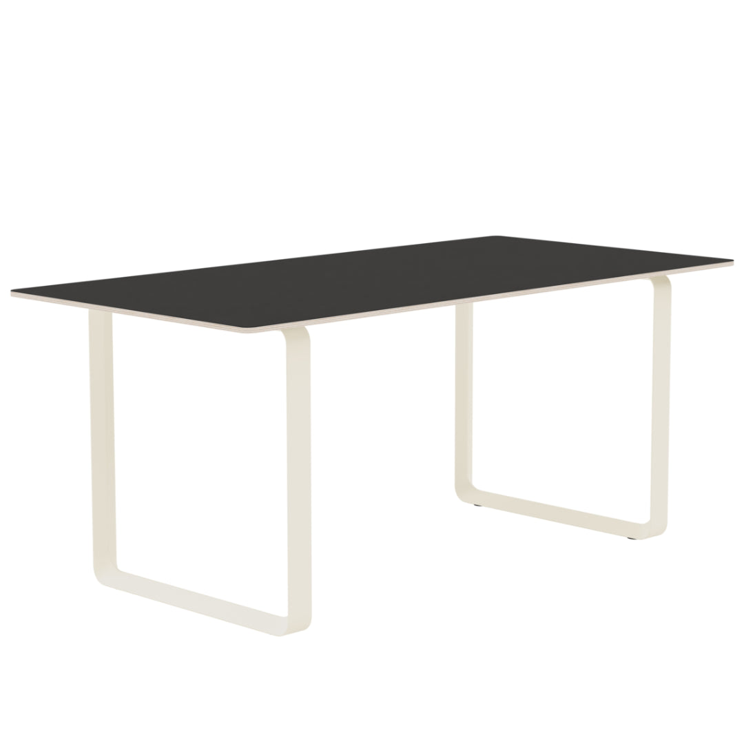 70/70 Table 170 x 85