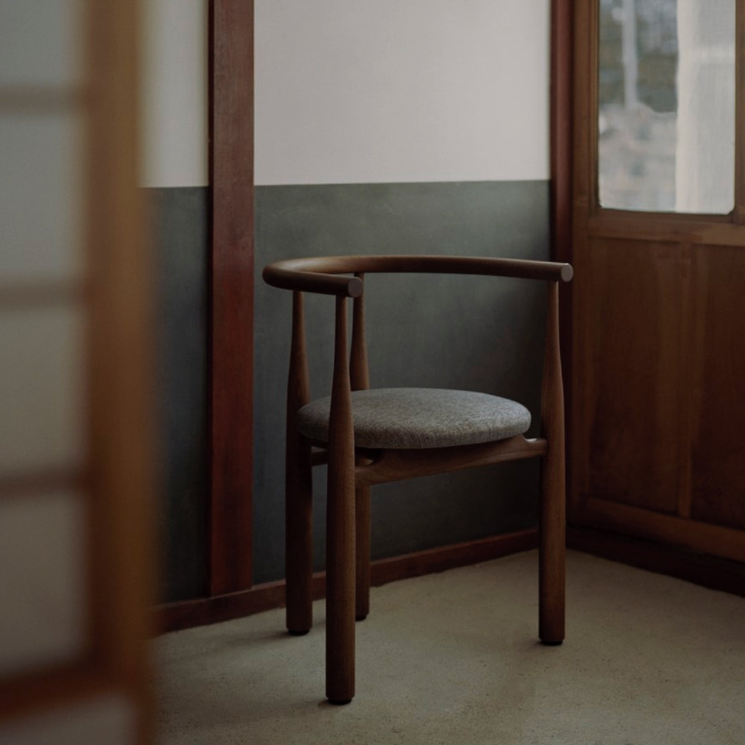 Bukowski Chair