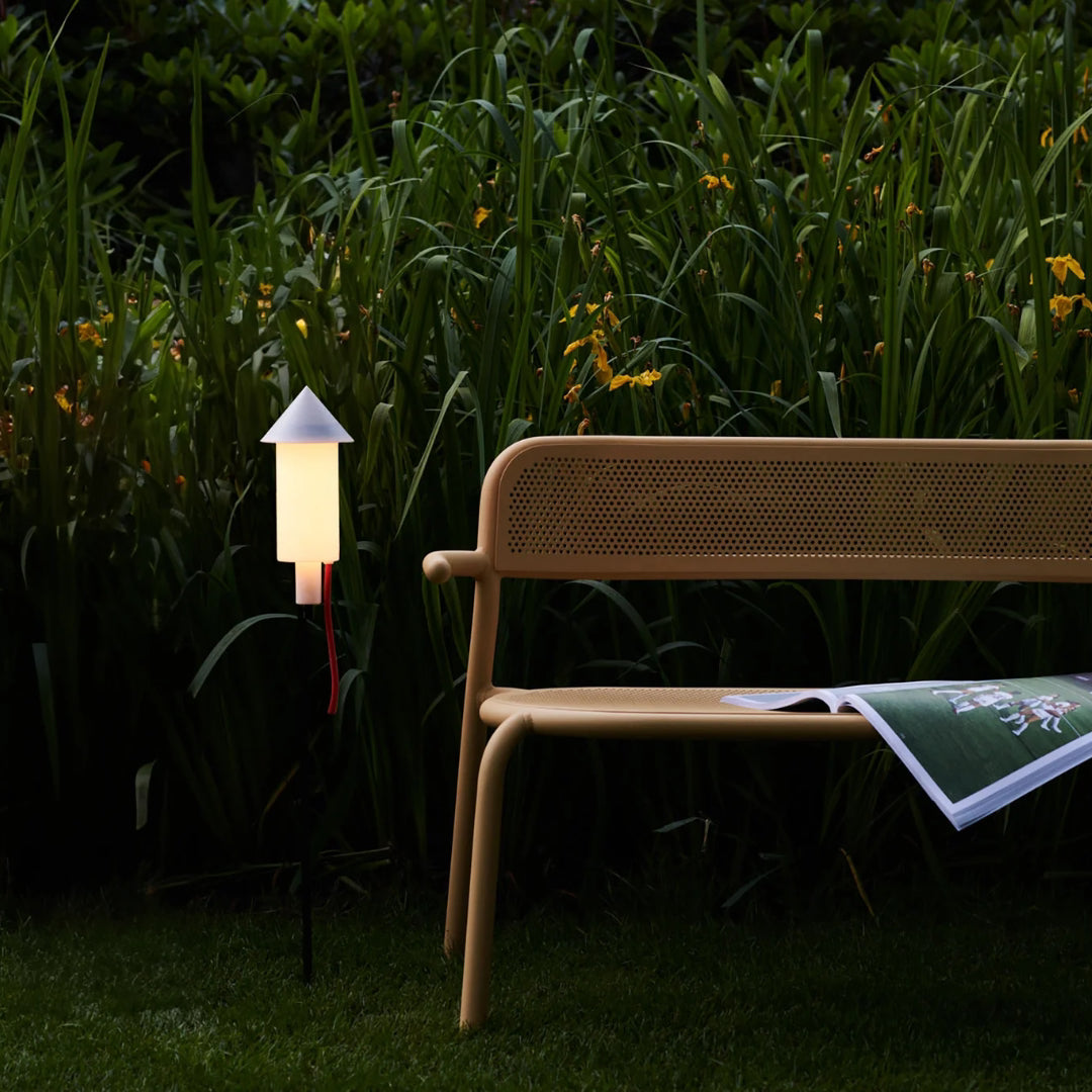 Racket la Surprise Wireless Solar Outdoor Light