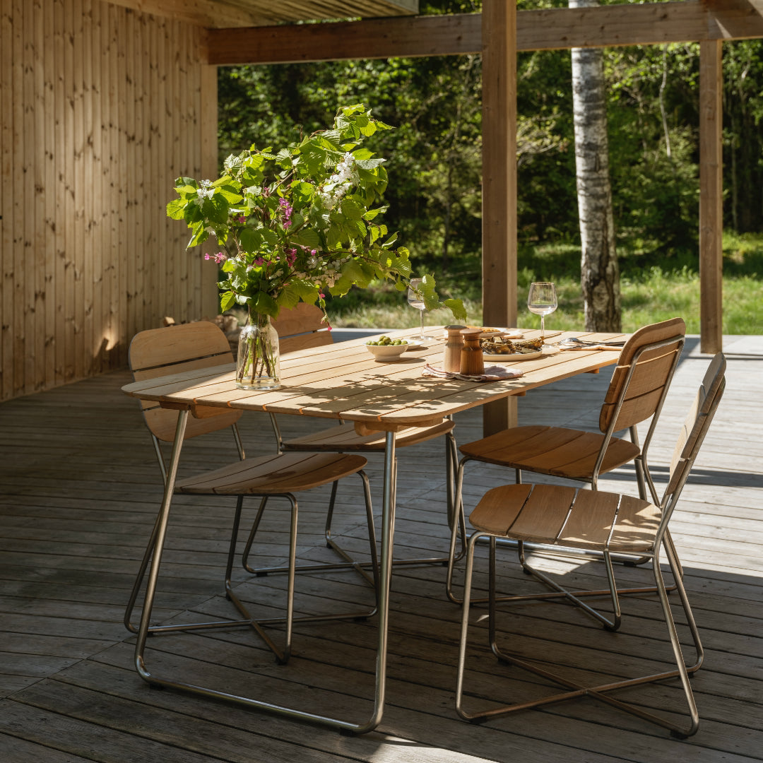 Lilium Table 160