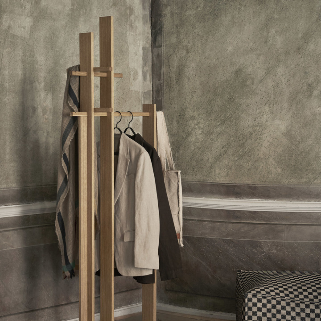 Bridge Clothes Stand