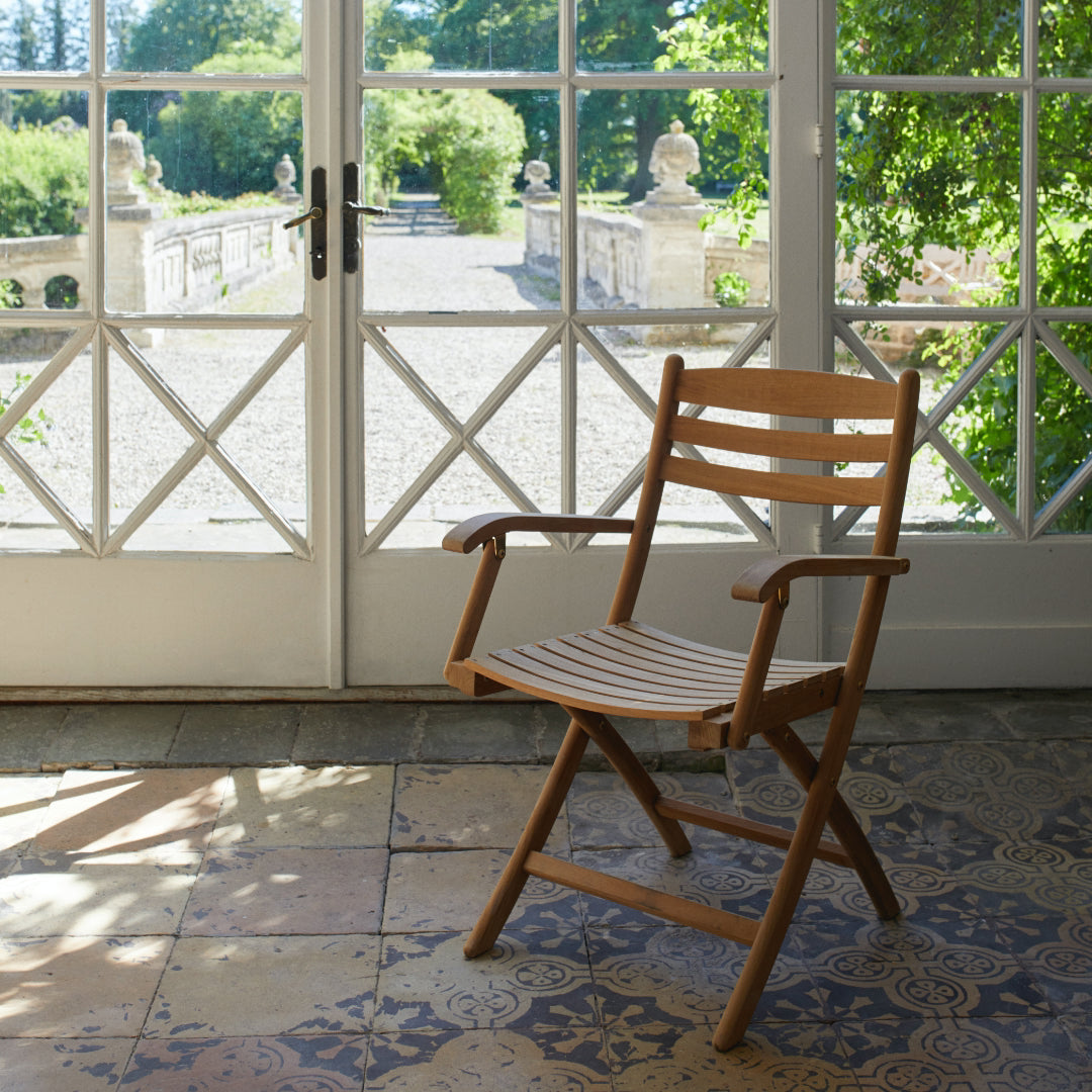 Selandia Armchair