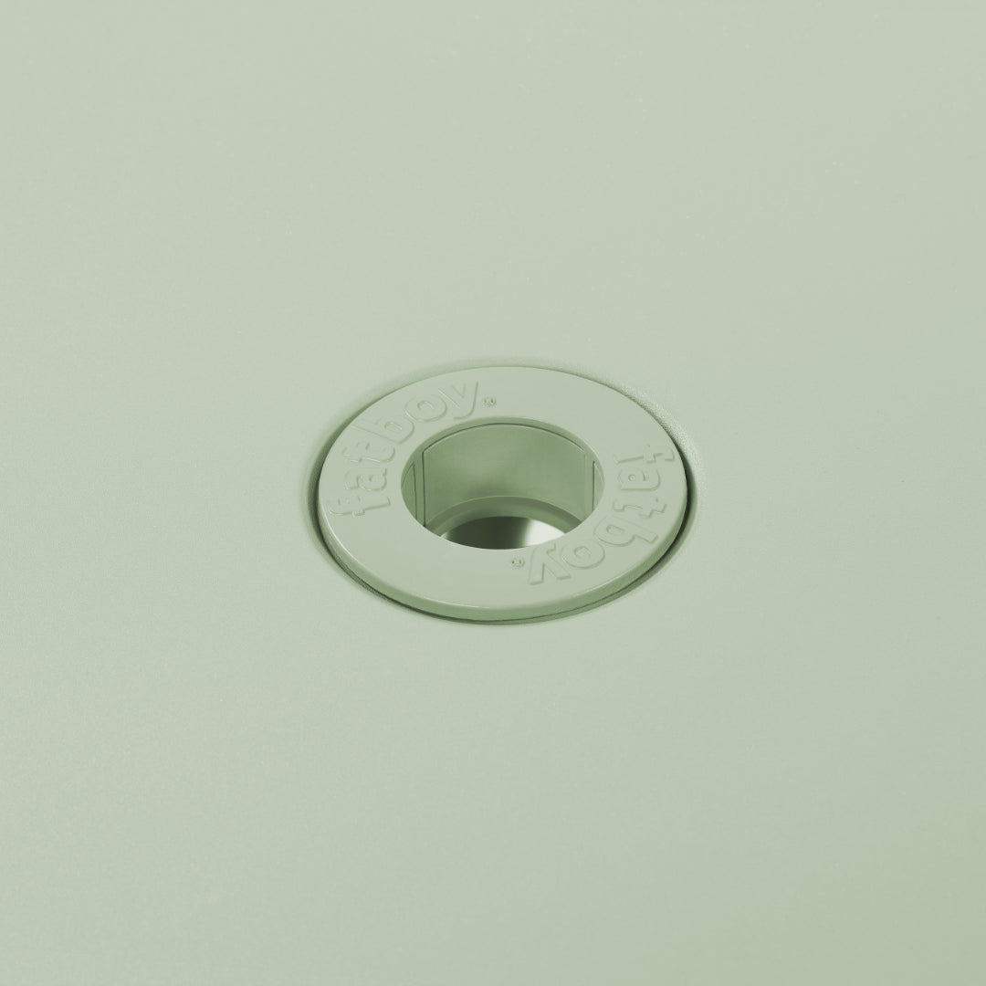 Toni Bistreau Table Set w/ 2 Chairs