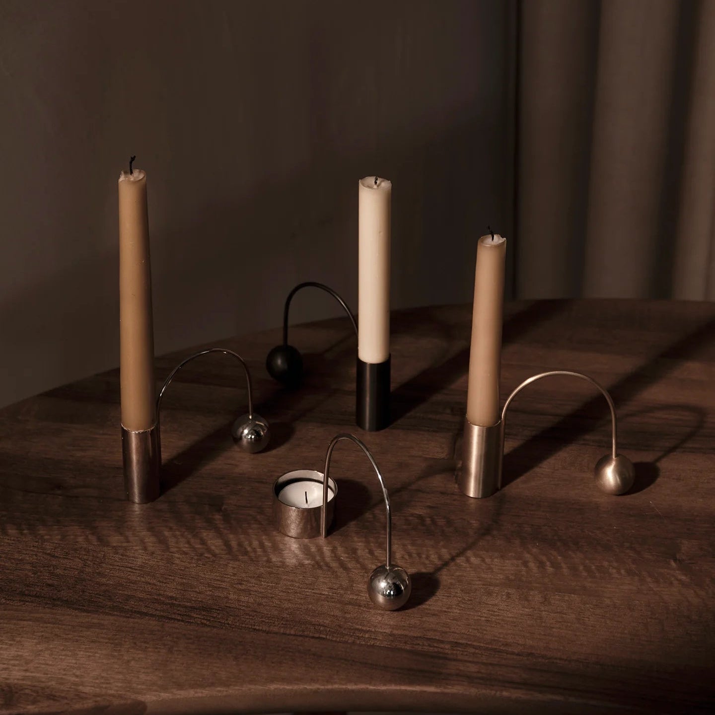 Balance Tealight Holder