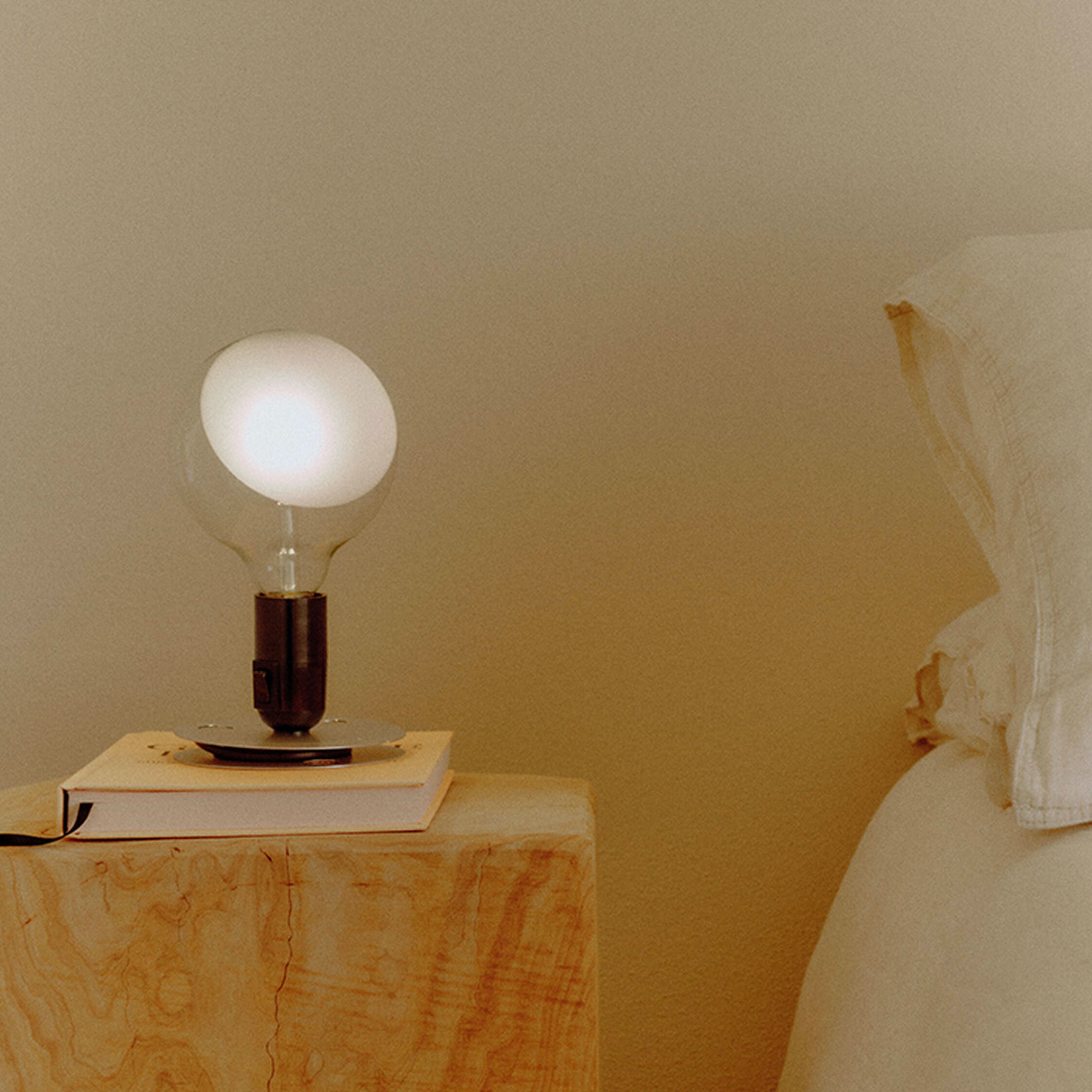 Lampadina Classic Table Lamp