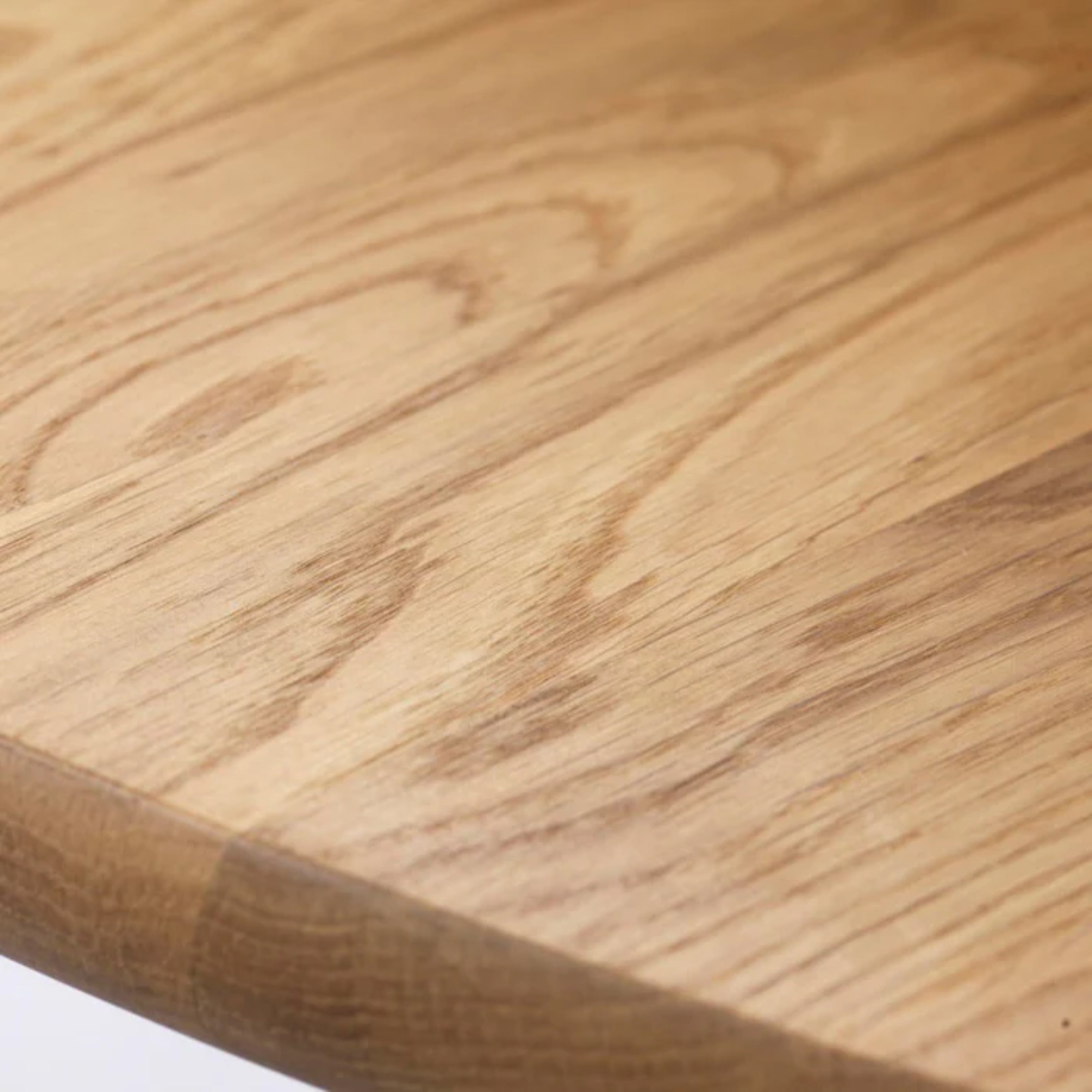 C69E Ry Dining Table