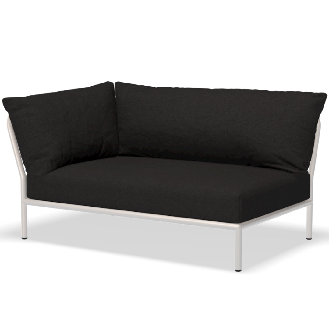 LEVEL Outdoor Corner