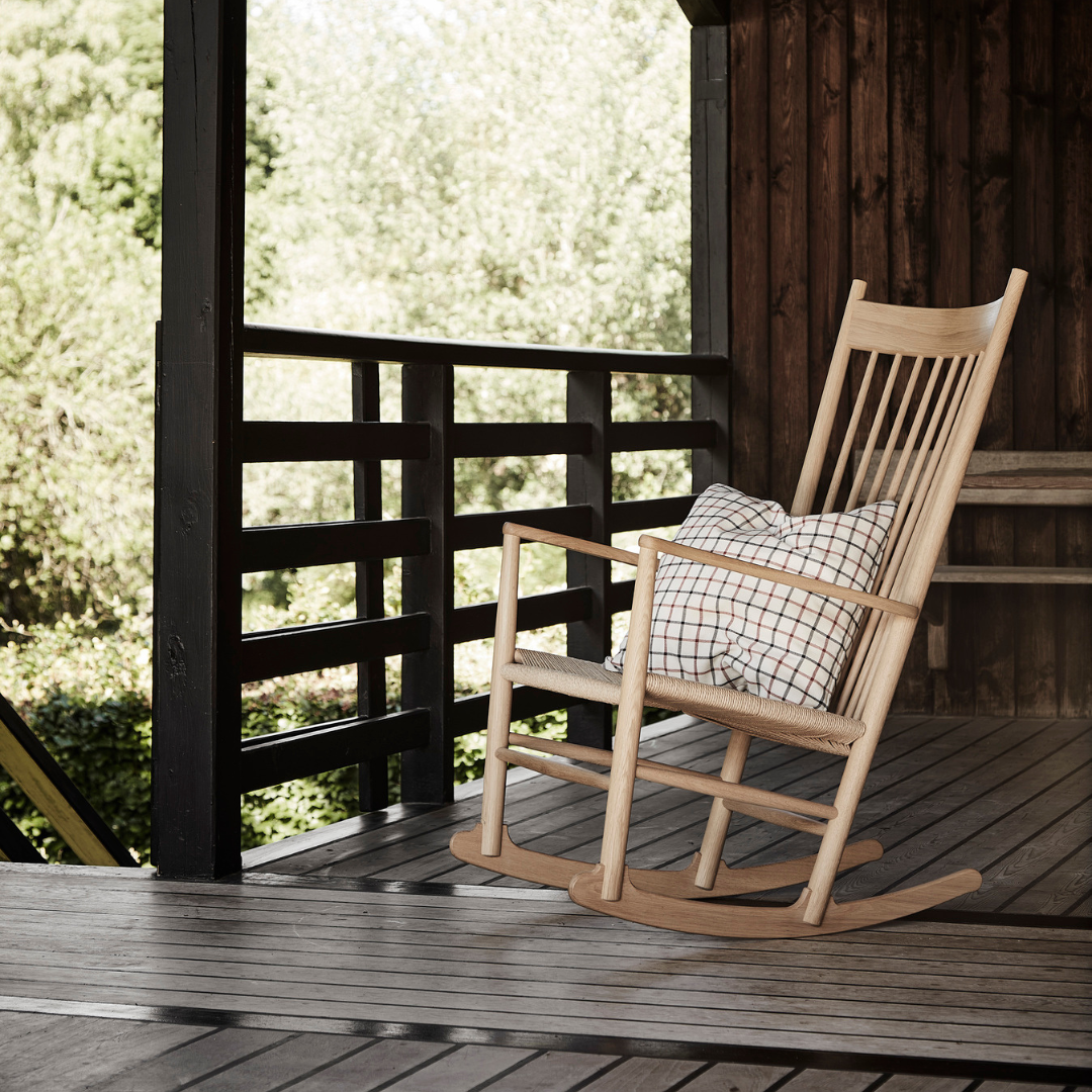 Wegner J16 Rocking Chair