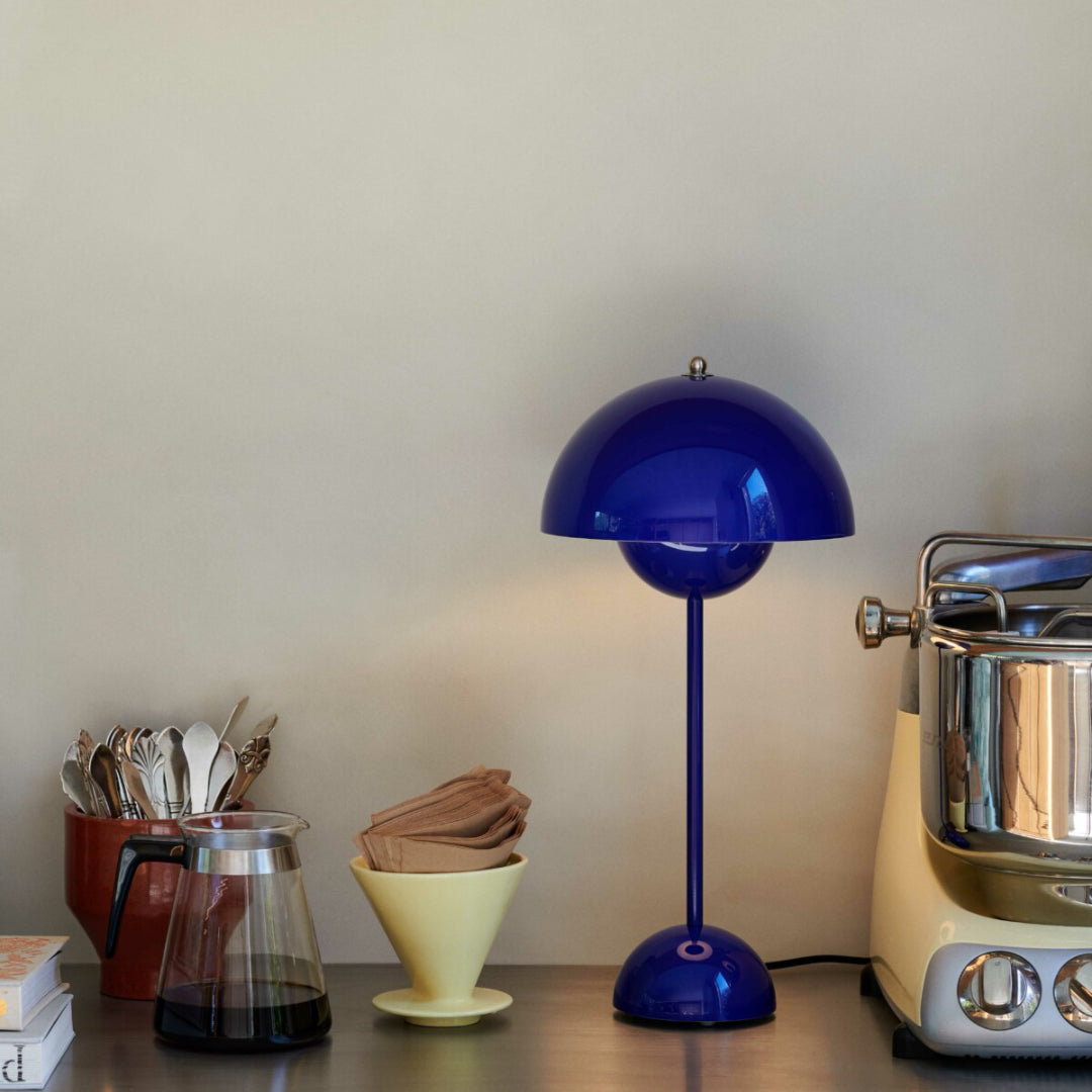 Flowerpot VP3 Table Lamp