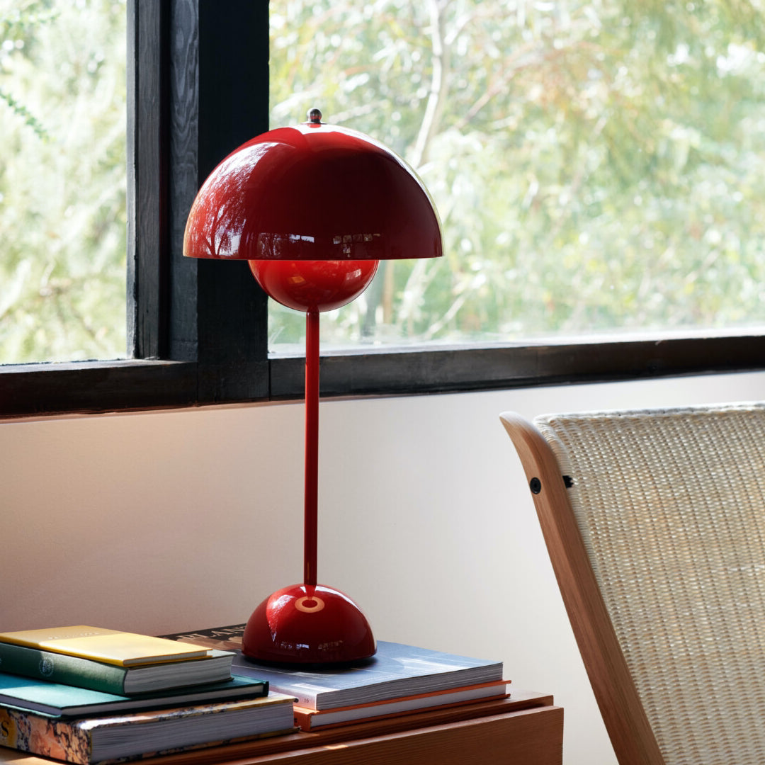 Flowerpot VP3 Table Lamp