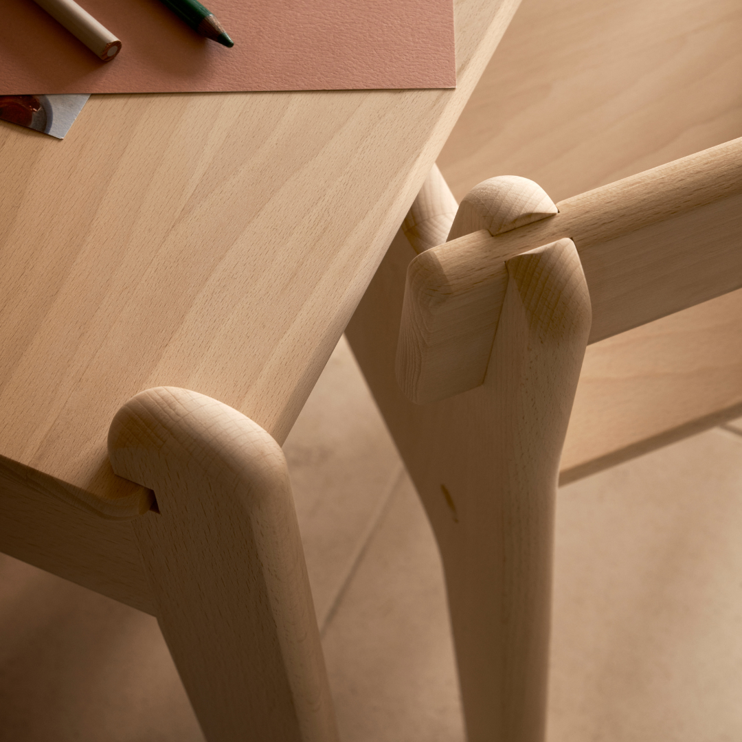 CH410 Peter’s Chair