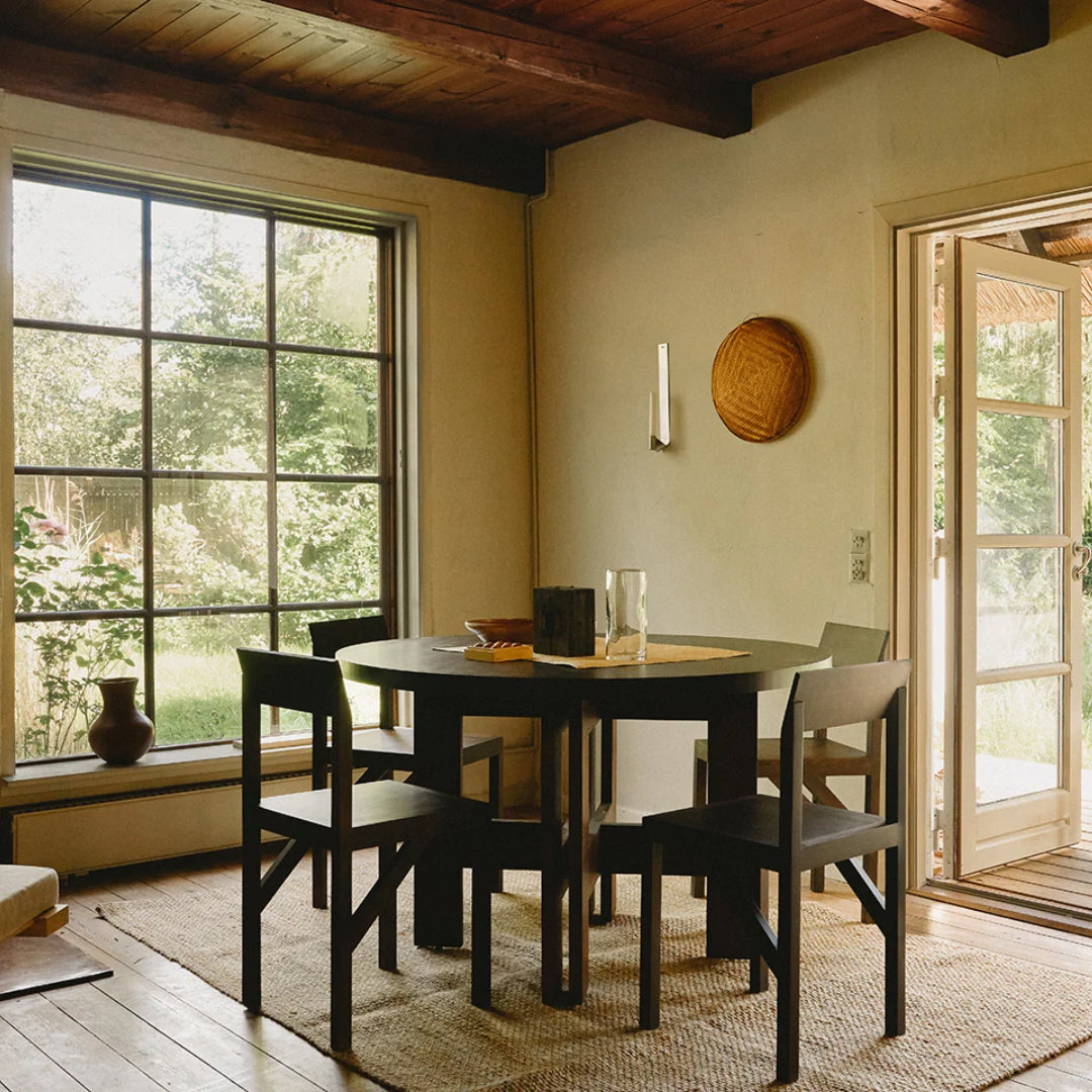 Farmhouse Round Trestle Table