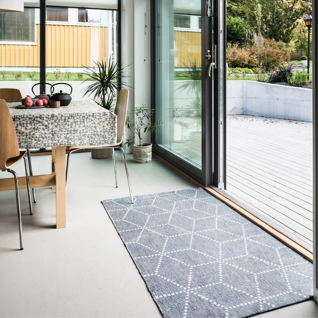 Hagl Floor Mat - Silver
