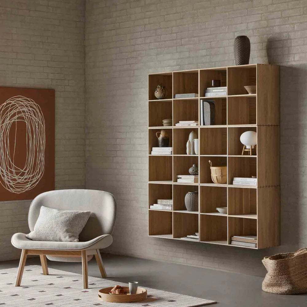 B98 Bookcase - 21.3 x 28.3 x 12.6