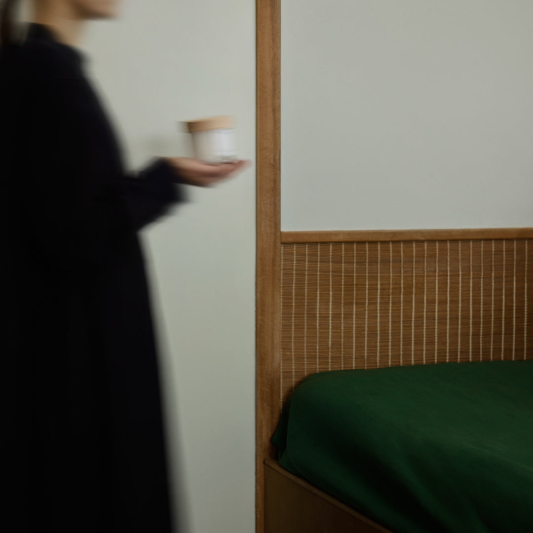 Hetkinen Spruce Resin Scented Candle - Batten Home