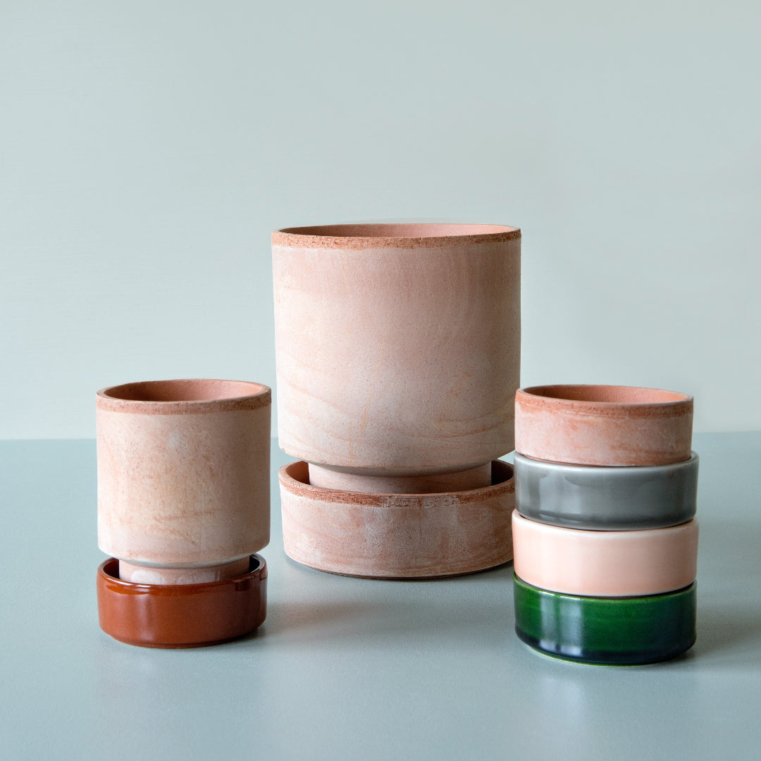 Hoff Raw Pot / Glazed Saucer Set