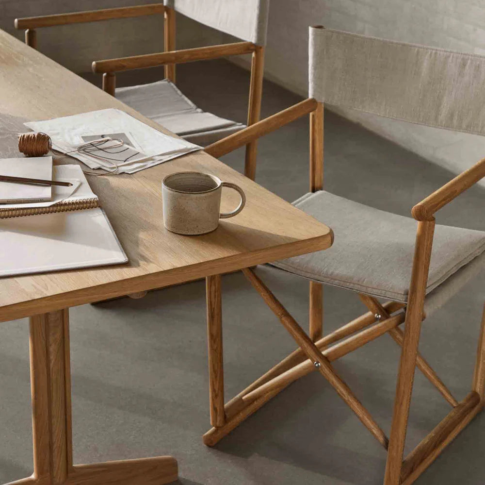 C64 Shaker Dining Table