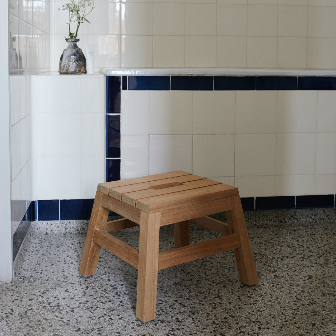 Dania Stool