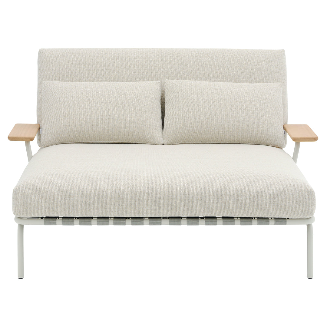 Settle Lounge Bed w/ Armrest