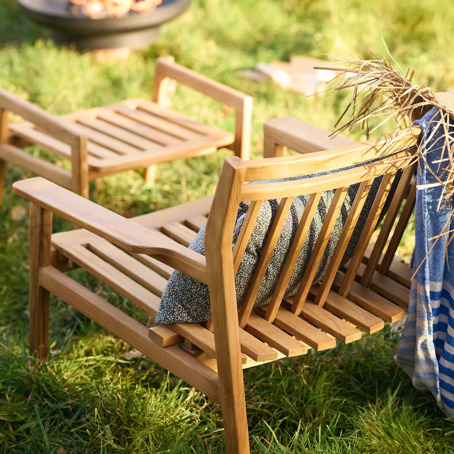 M6 Sammen Lounge Chair