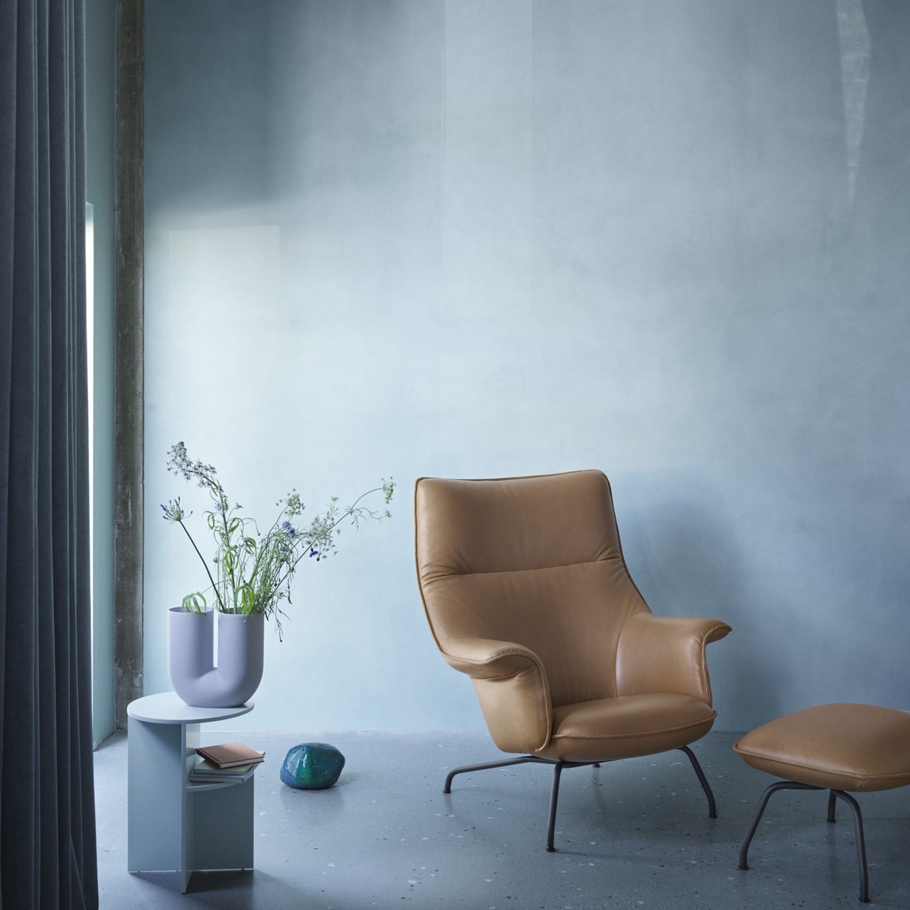 Doze Lounge Chair - Tube Base - Batten Home