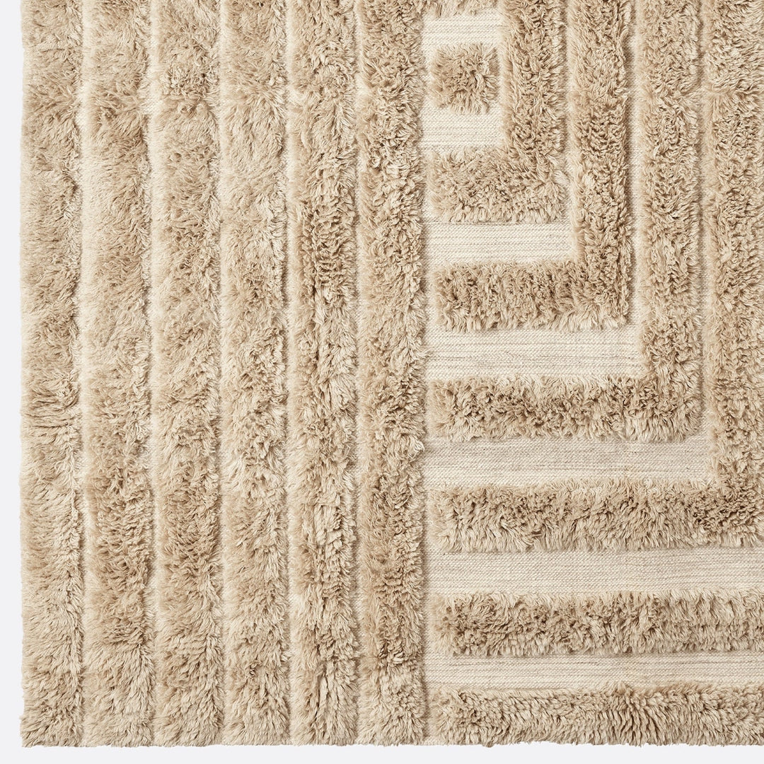 Shaggy Labyrinth Rug