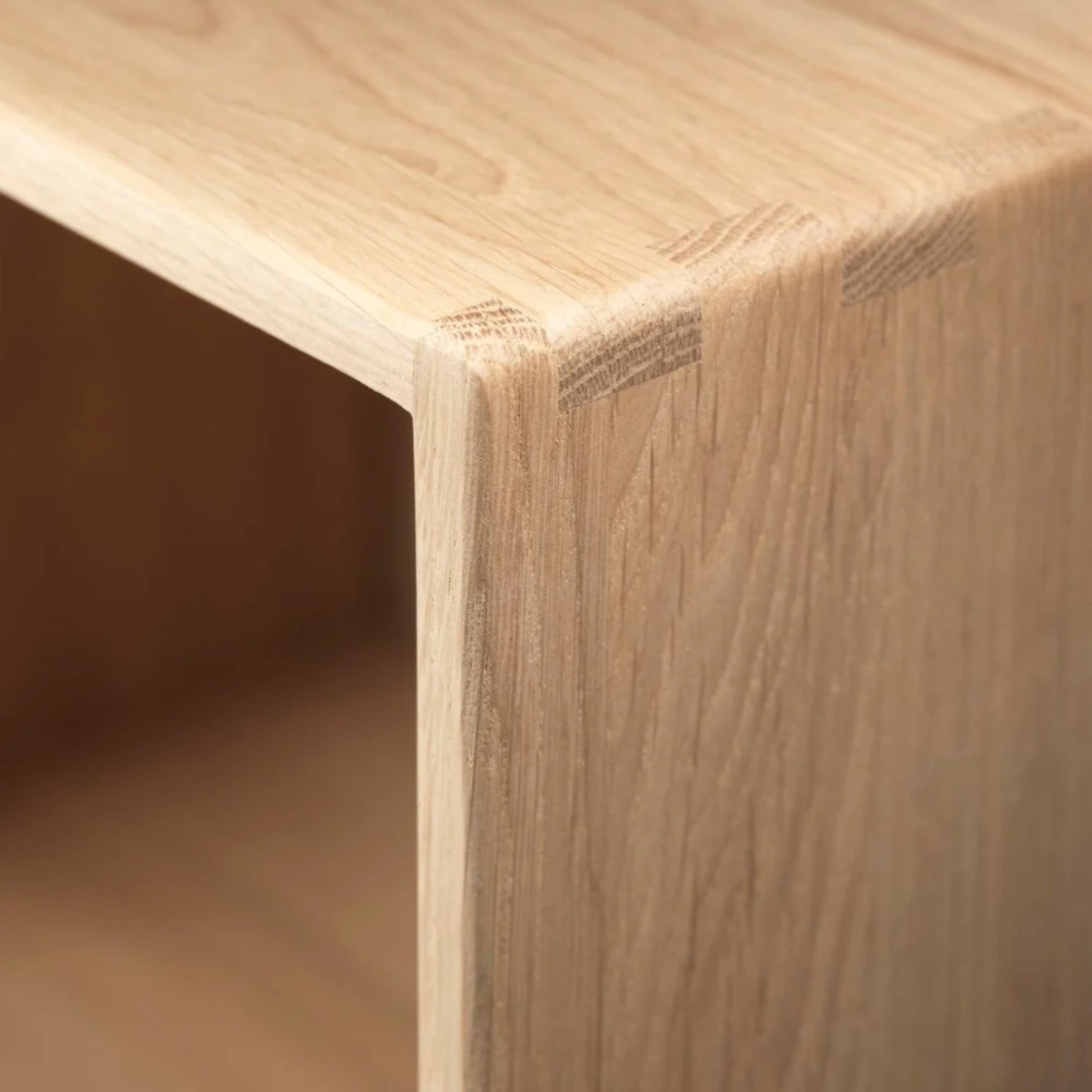 B98 Bookcase - 14.2 x 21.3 x 7.9