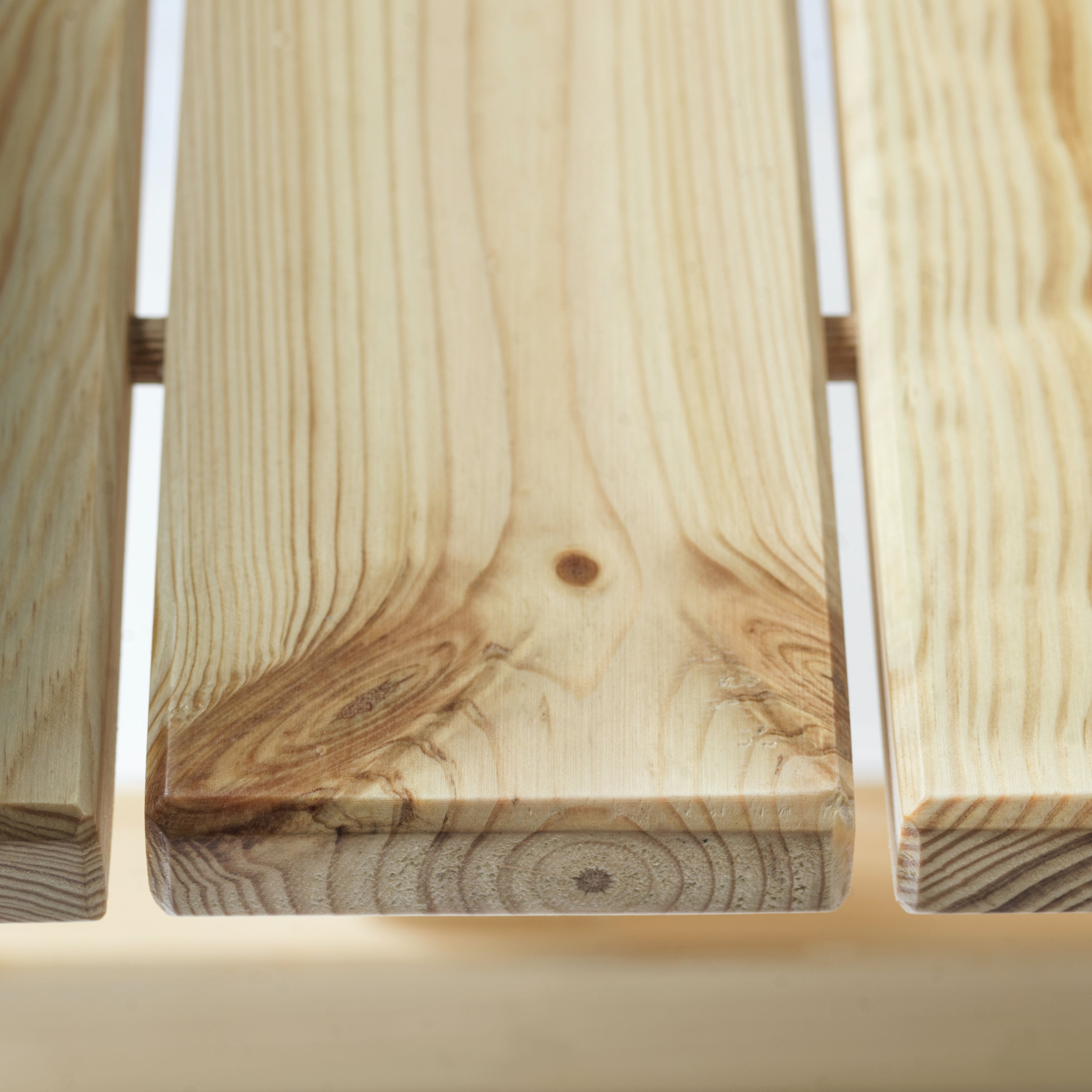 M15 Ermelunden Bench