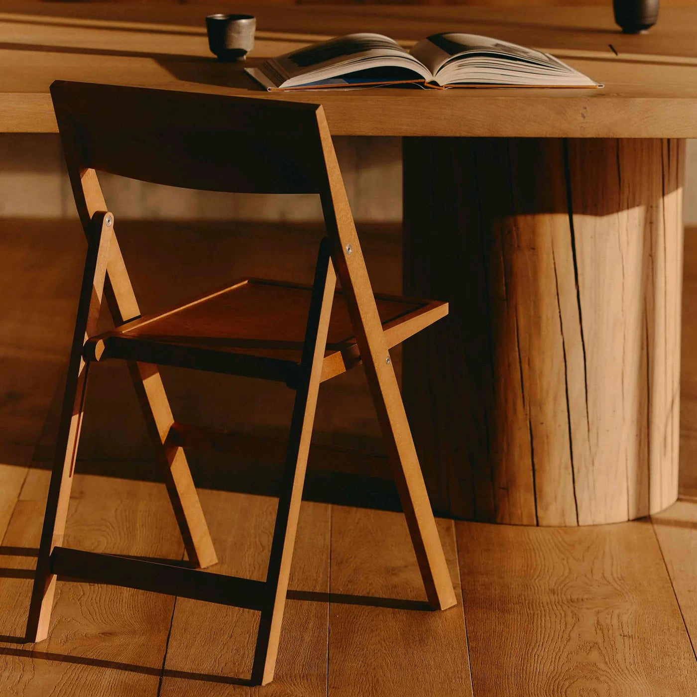 Folding Flat Chair