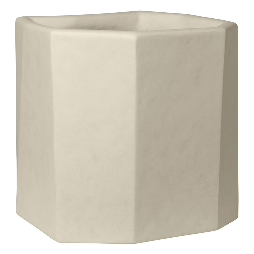 Staffa Planter